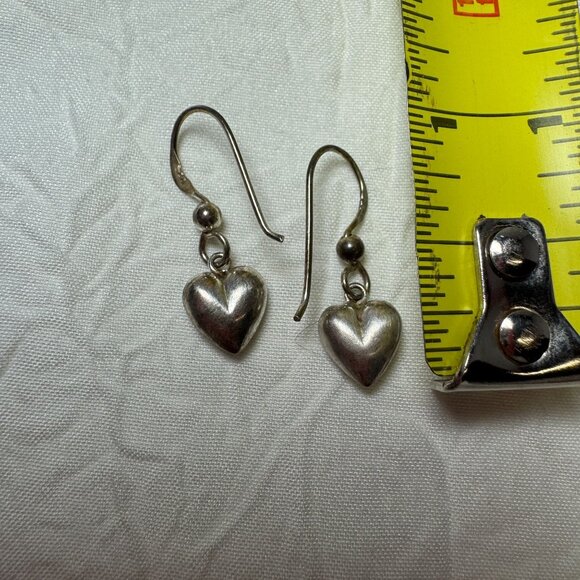 Vintage Solid Sterling Silver 925 Puffy Heart Dangle Earrings Minimalist - Picture 4 of 4